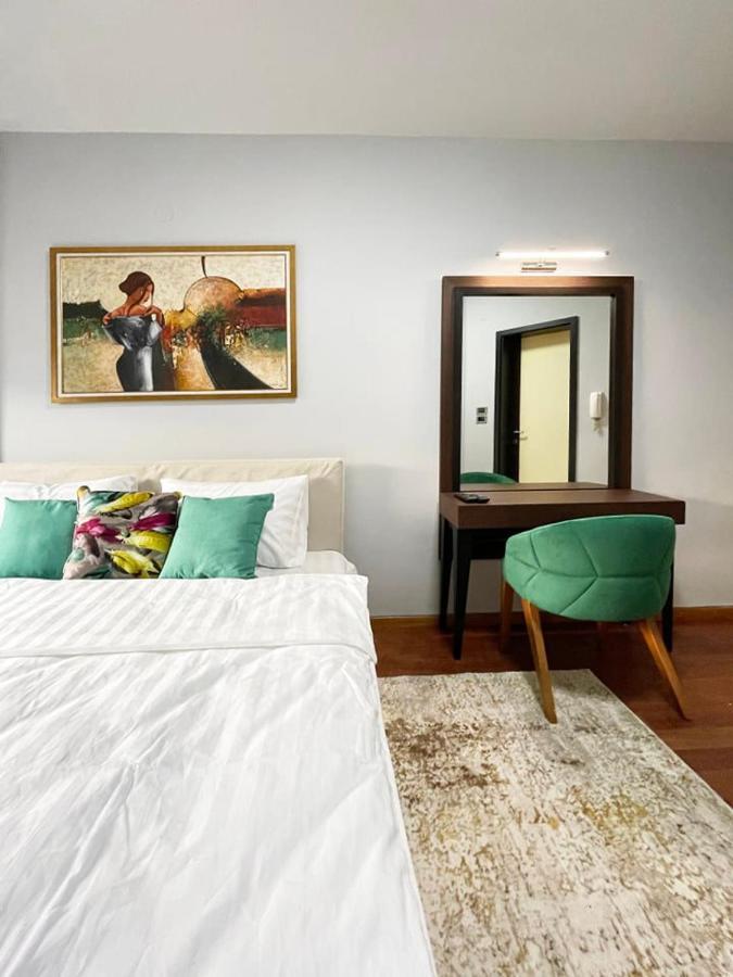 Апартаменты Budget-Friendly Retreat Скопье Экстерьер фото
